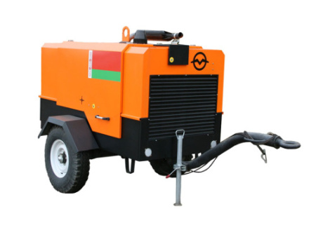 Винтовой компрессор ММЗ ПВ-10/10 (на шасси с регулируемым дышлом) Винтовой компрессор ММЗ ПВ-10/10 (на шасси с регулируемым дышлом)